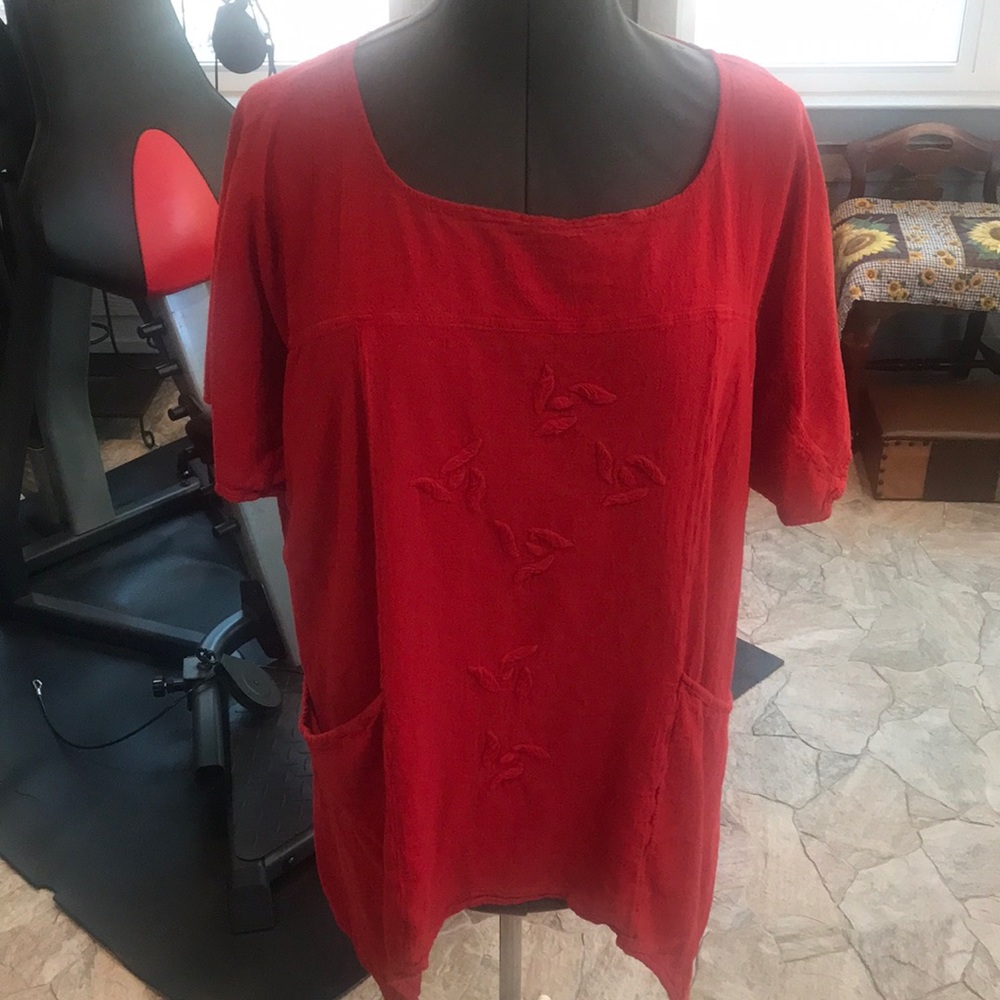Marta Del Laga Top Red Embroidered Size 1X
